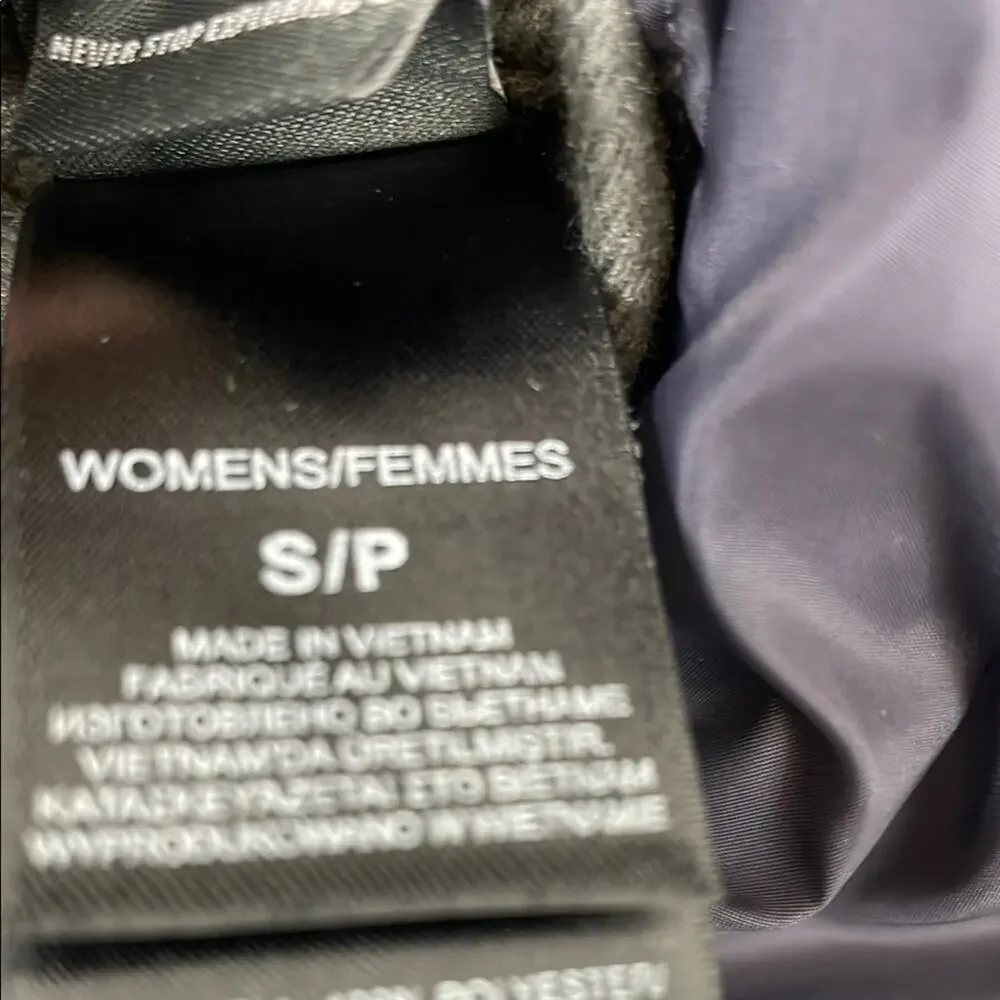 The North Face Reversible Fluffy Womens S Blue Fleece Vest with Pink Full Zipper